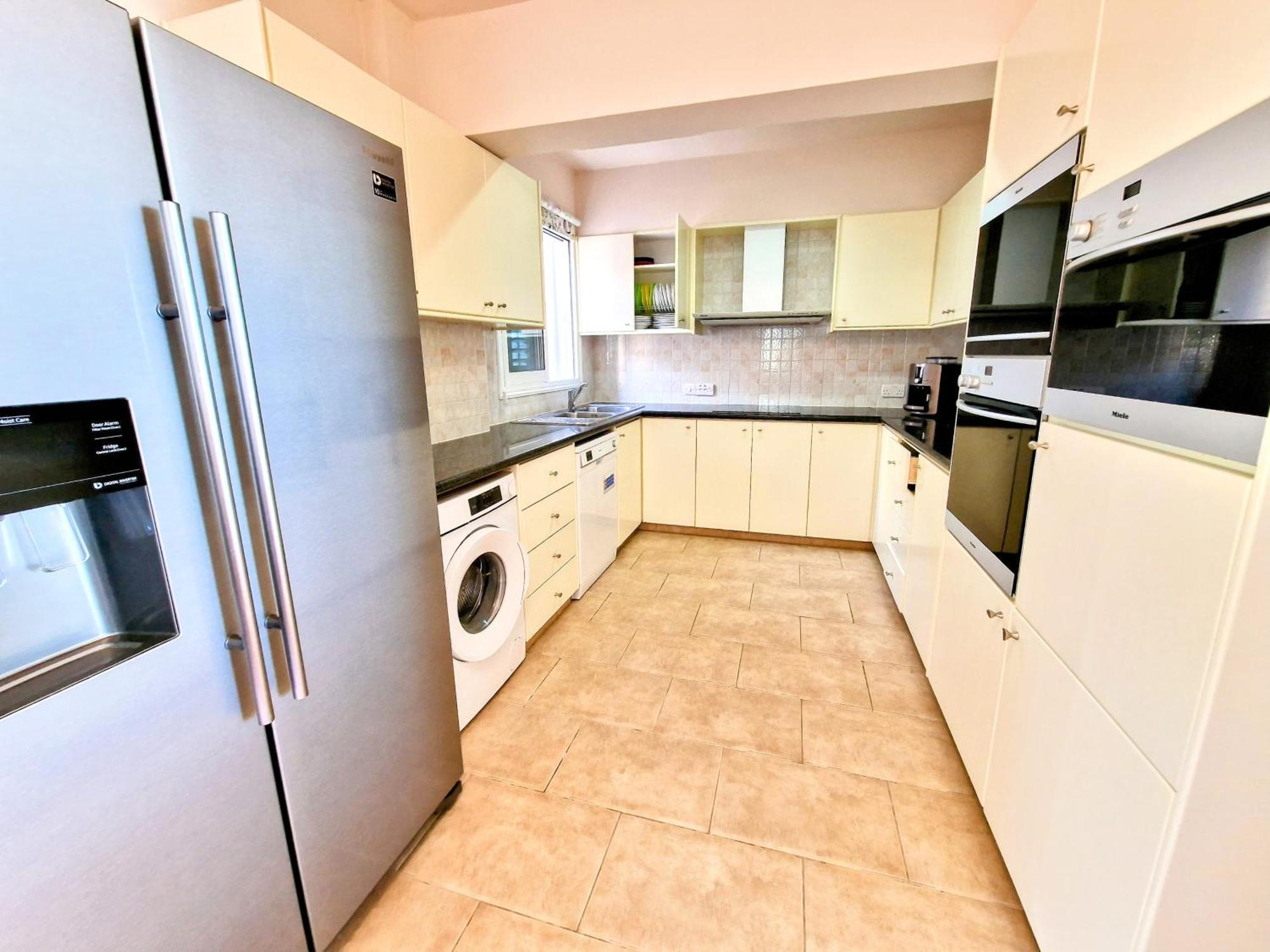Paphos Central Penthouse Εξωτερικό φωτογραφία